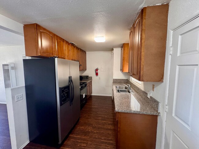 Photo - 205-205 Valley View Dr Unit 201 N Valley View Dr