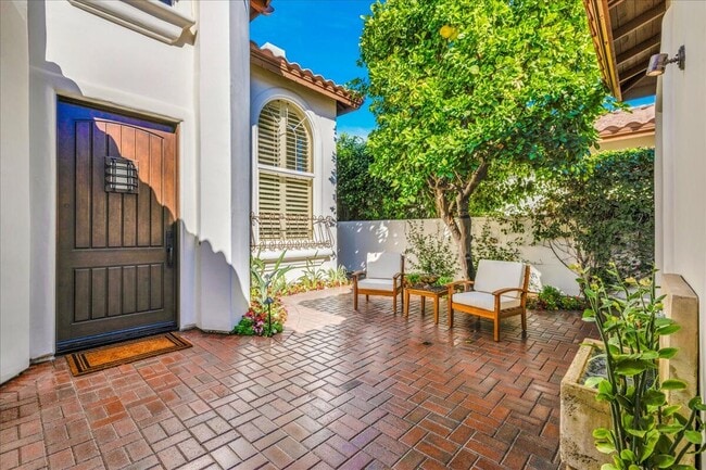 Building Photo - 48385 Vista Calico