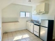 Photo - 1060 E 6th St Unit 2