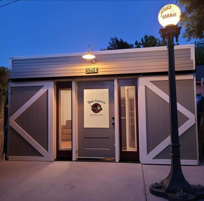 Photo - 375 S Shaffer St Unit E