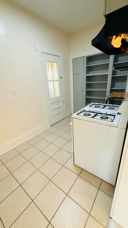 Photo - 1510 E Broadway