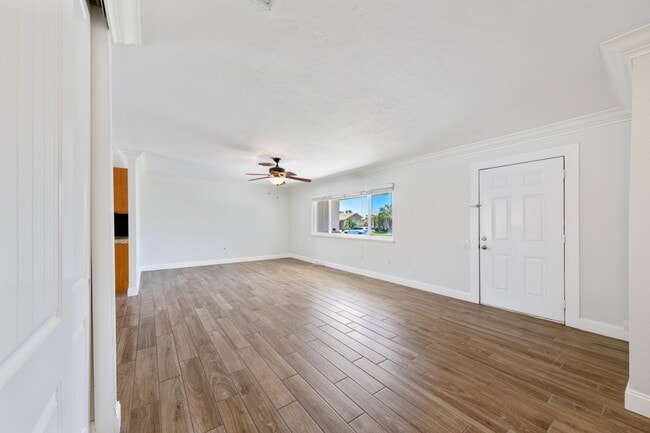 Photo - 77054 California Dr