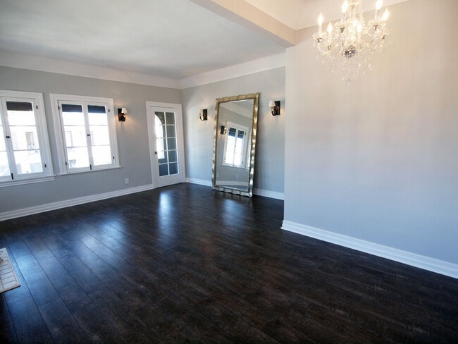 Photo - 517 N Spaulding Ave Unit 519