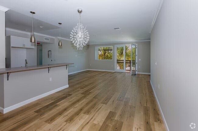Building Photo - 11828 Runnymede St Rental