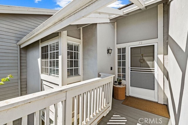 Building Photo - 13 Campton Pl