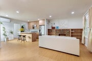 Photo - 859 N Mansfield Ave Apartments Unit 6900 Willoughby