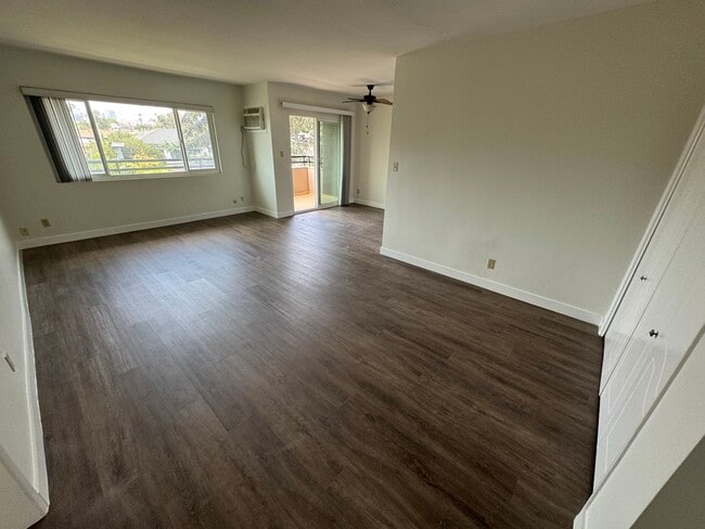 Building Photo - 1138 S Corning St Unit 4