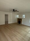 Ceiling fan and fireplace - 2014 Nelson Ave Unit C