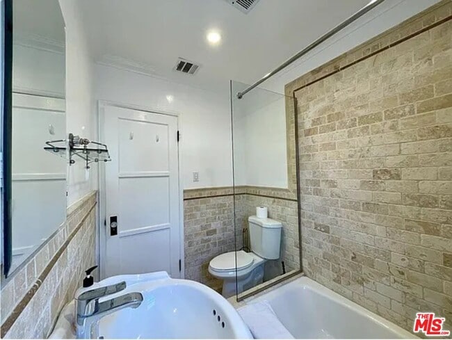 Photo - 816 17th St Unit 2A