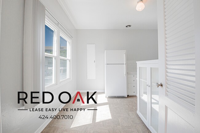 Photo - 211 S El Molino Ave Unit 4