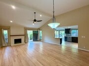 Photo - Spacious Three Bedroom in the Sunrise Pointe Community