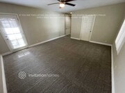 Photo - 260 E Plenty St