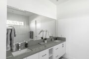 Photo - 825 Fountain Dr