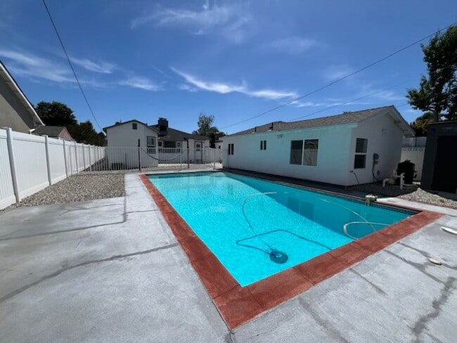 Photo - 14313-14315 Collins St. Unit 14313
