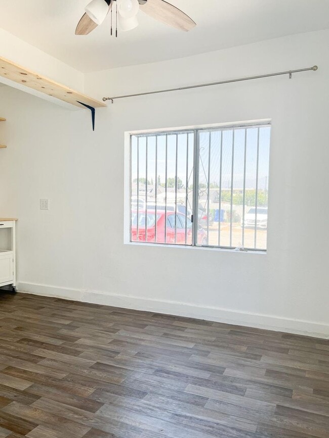 Photo - 2815 1st St Unit 2817 1/2 C