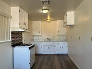 Photo - 727 Apartment Unit B