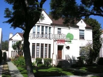 Building Photo - 447 N Oakhurst Dr Unit H