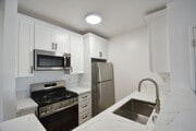 Photo - 5400 Morella Ave Unit 04