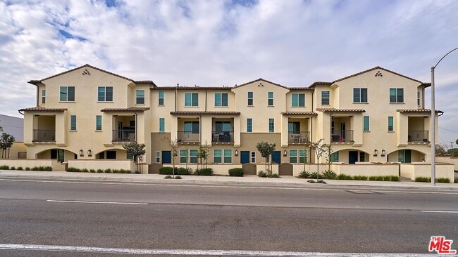 Photo - 14168 Bay St Townhome
