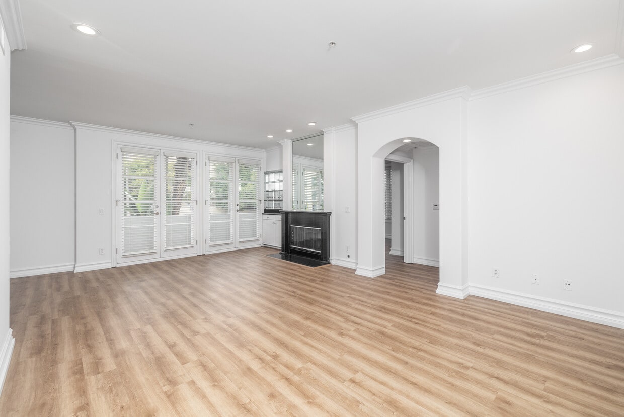 3D Tour - Lido Apartments - 1479 Beverly Dr