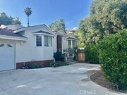 Photo - 2255 E Chevy Chase Dr House
