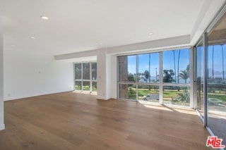 Building Photo - 515 Ocean Ave