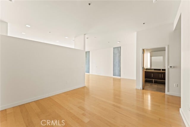 Photo - 1100 S Hope St Unit 1704