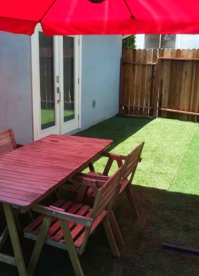 Building Photo - Pirtle Unit 2645 2