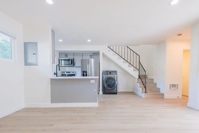 Photo - Andreo Avenue Residences Unit 1