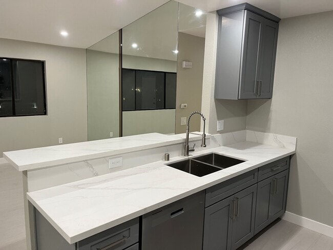 Photo - 31200 Landau Blvd