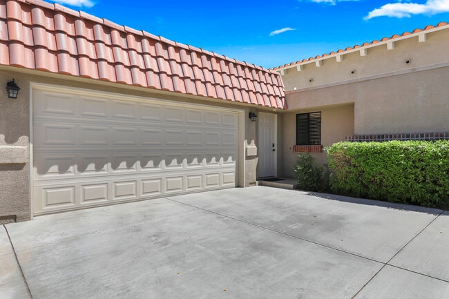 Photo - 40492 Bay Hill Way Condo