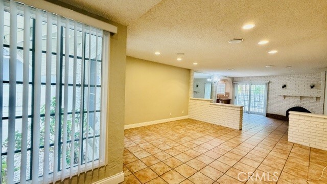 Building Photo - 2960 Rising Star Dr