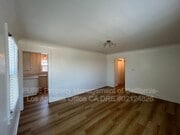 Photo - 625 W 23rd St House