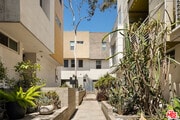 Photo - 2204 Fox Ln