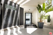 Photo - 2231 Sunset Plaza Dr