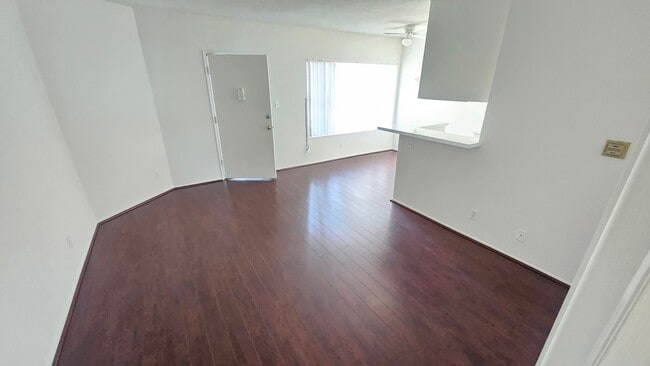 Building Photo - 323 N Rampart Blvd
