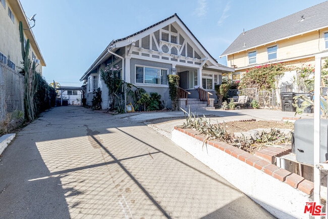 Photo - 1207 S Harvard Blvd House