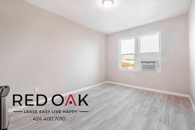 Photo - 2731 Beverly Blvd Unit 404