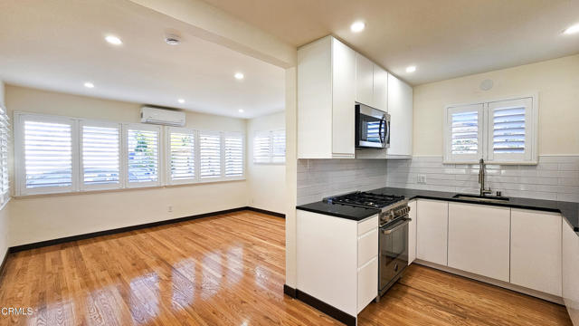 Photo - 1655 N Allen Ave