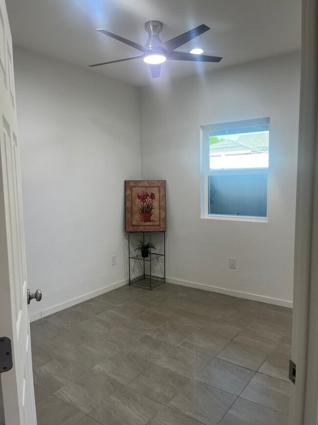 Photo - 16549 San Jose St