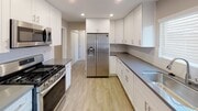 Photo - 6BD/2.5BA, Amazing Yard!