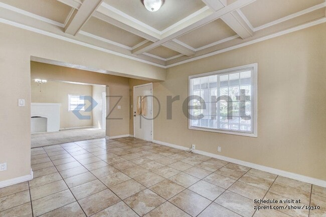 Photo - 4062 S Budlong Ave