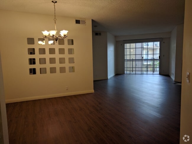 Building Photo - 10021 Tabor St Unit #206 Rental