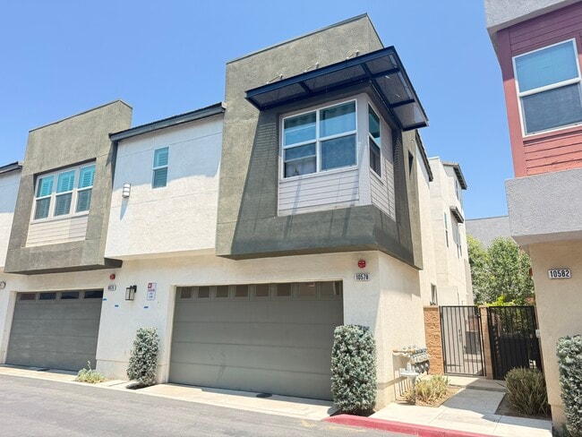Building Photo - 10578 Wells Dr Rental