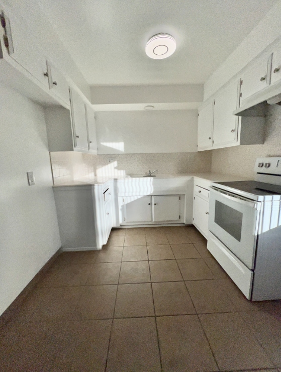 Photo - 2411 Pattiglen Ave Unit 2411