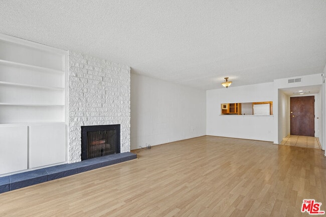 Photo - 10966 Rochester Ave Unit 3C