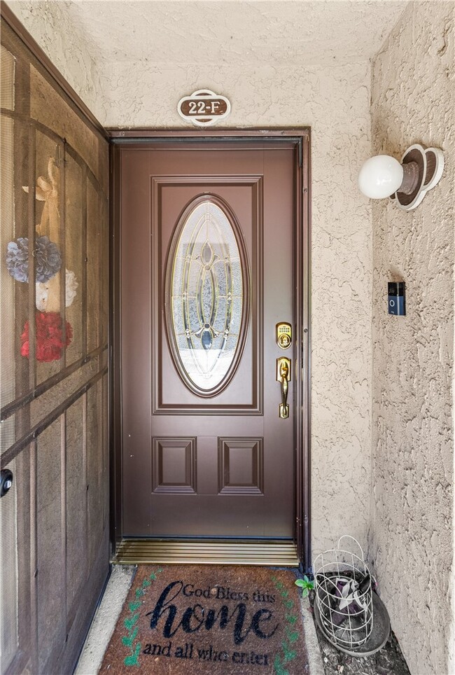 Photo - 7890 E Spring St