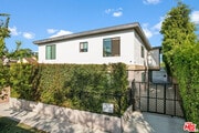 Photo - 838 N Mansfield Ave Unit 102