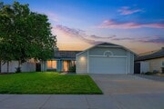 Photo - 705 Desert Calico Dr