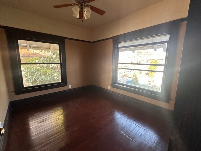 Photo - 847 Linden Ave